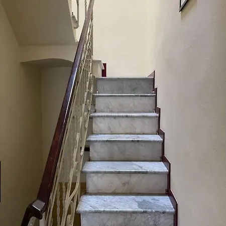 Casa vacanze Garibaldi 86 *